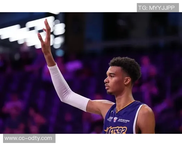 贝尔盛赞文班亚马未来成联盟标志坎宁安紧随其后展现潜力